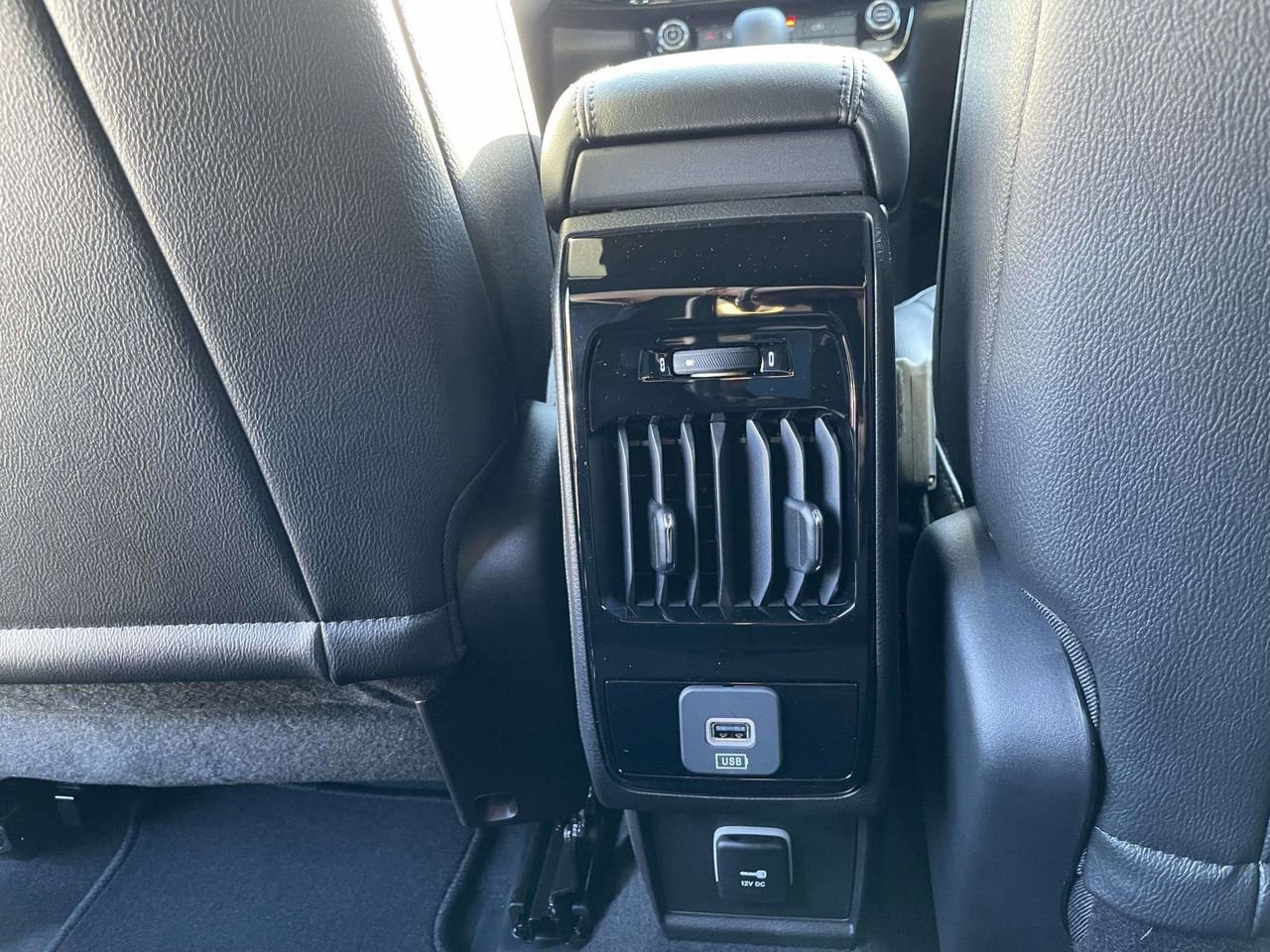 New 2026 Jeep Compass Latitude AWD/4WD image 29