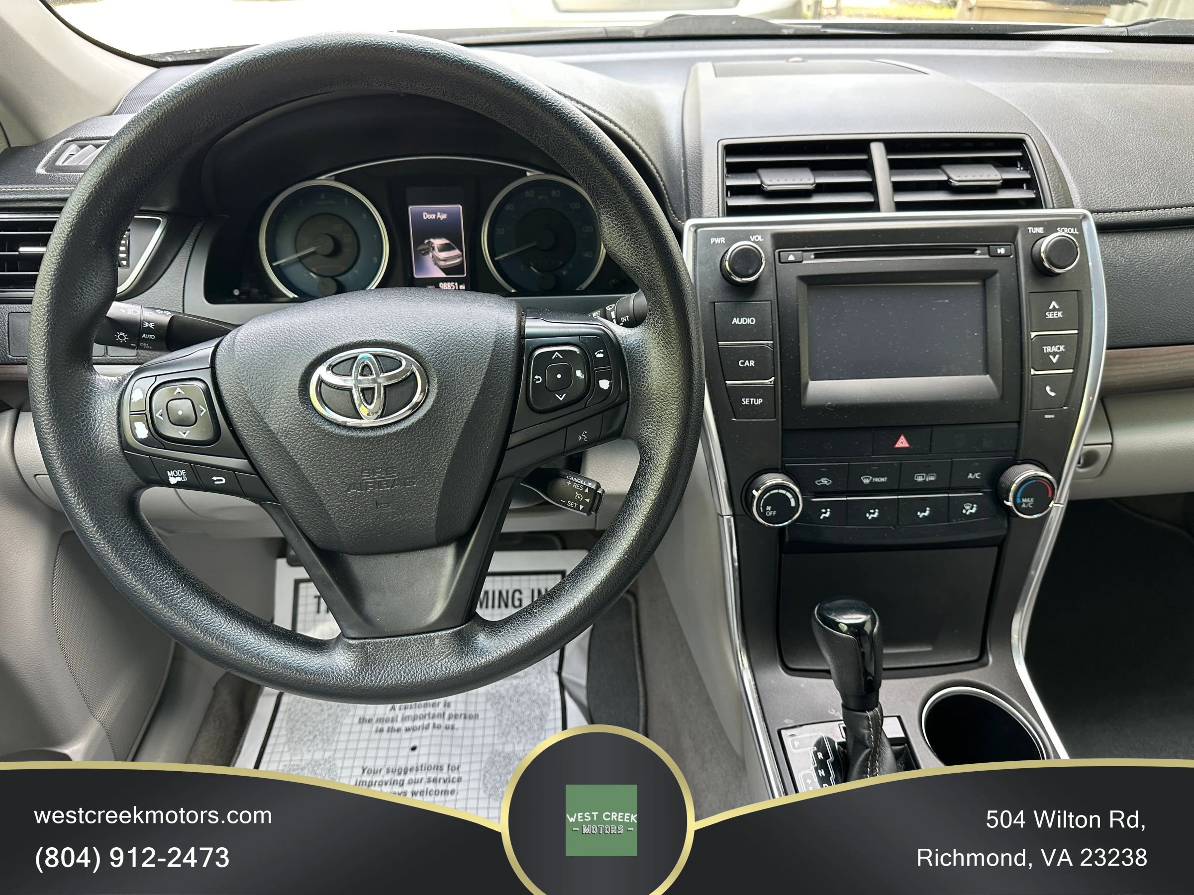 Used 2017 Toyota Camry LE image 10