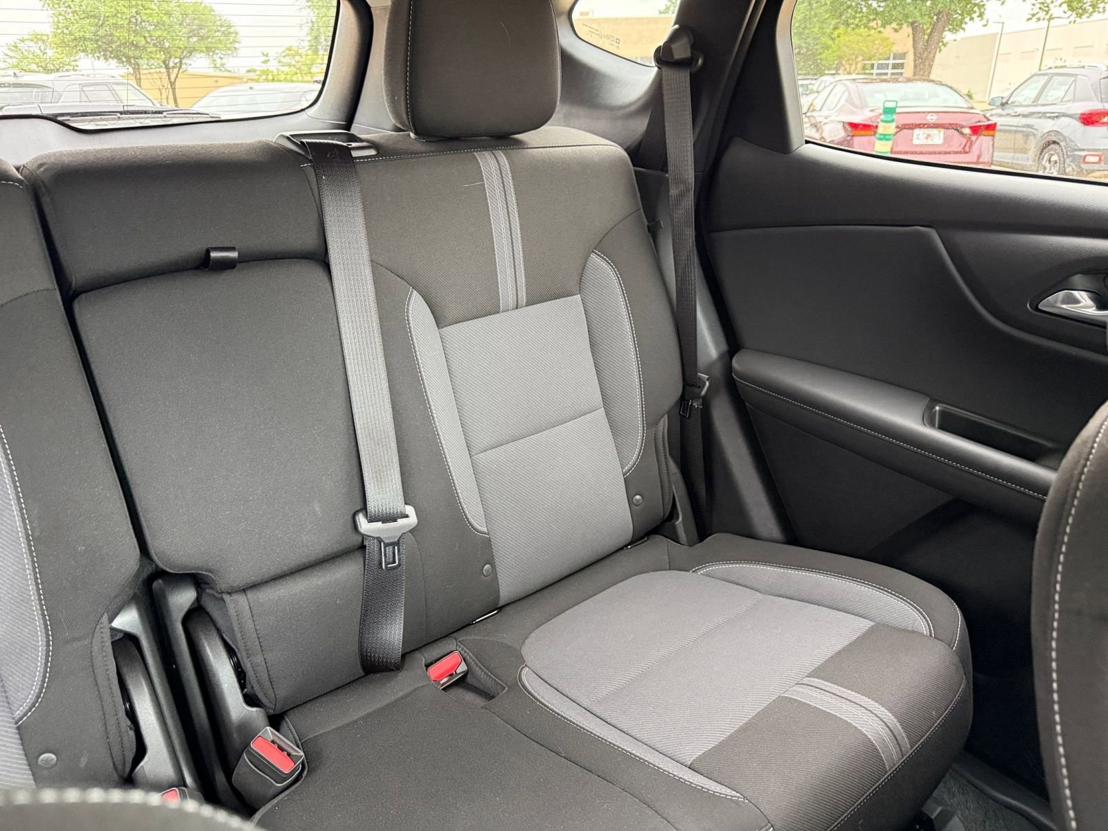 Used 2025 Chevrolet Blazer LT FWD image 37