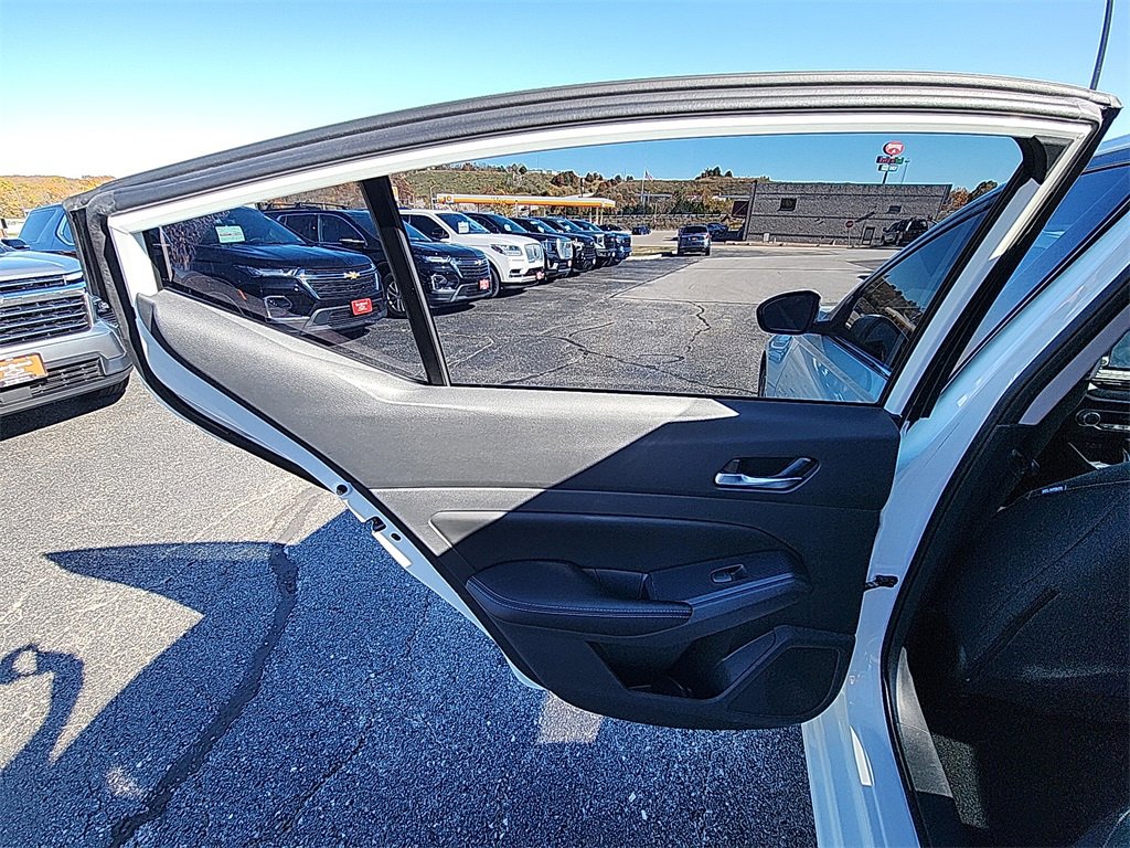 Used 2022 Nissan Altima 2.5 SV image 26