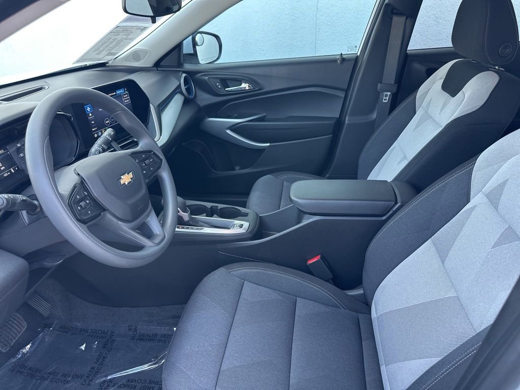 Certified 2026 Chevrolet Trax LS w/ LS Convenience Package FWD image 13