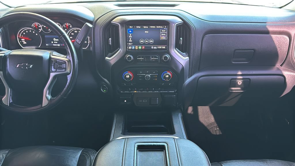 Used 2020 Chevrolet Silverado 1500 LT Trail Boss AWD/4WD image 11