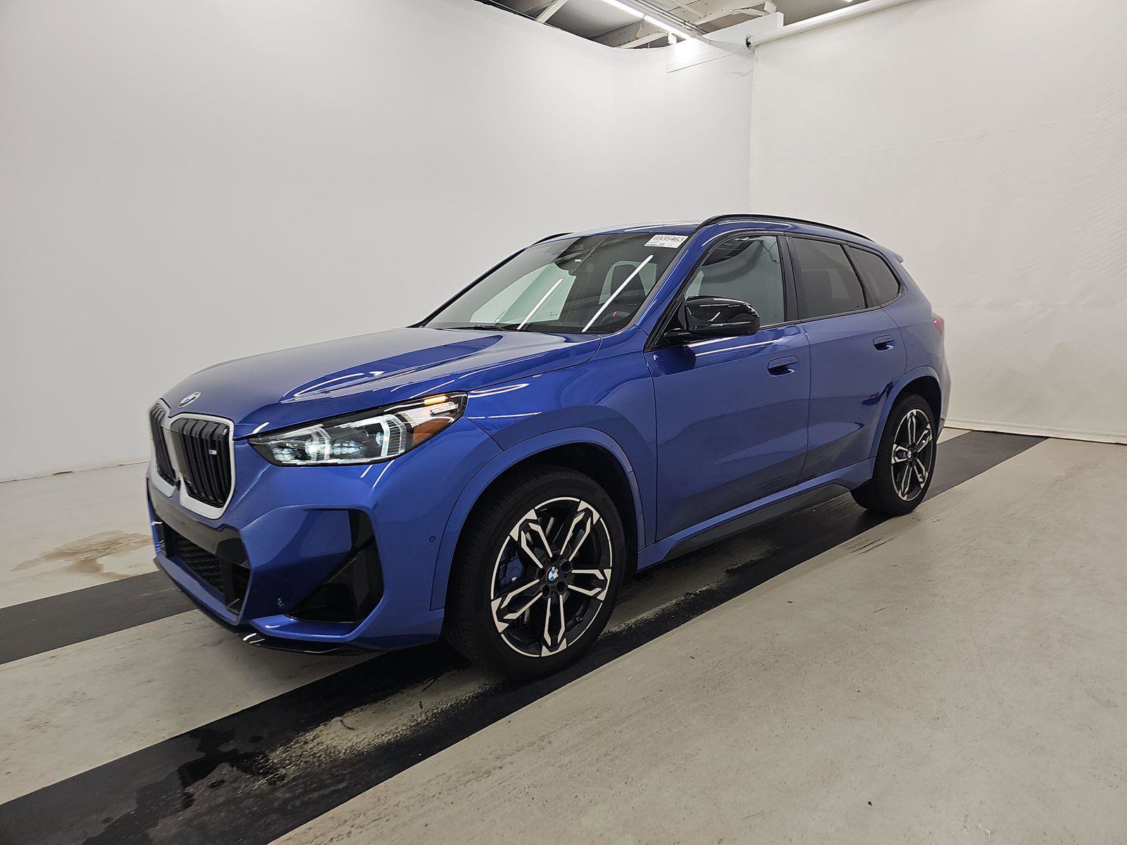 Used 2025 BMW X1 M35i AWD/4WD image 2