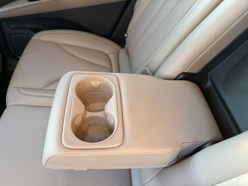 Used 2022 Lincoln Nautilus Reserve image 16