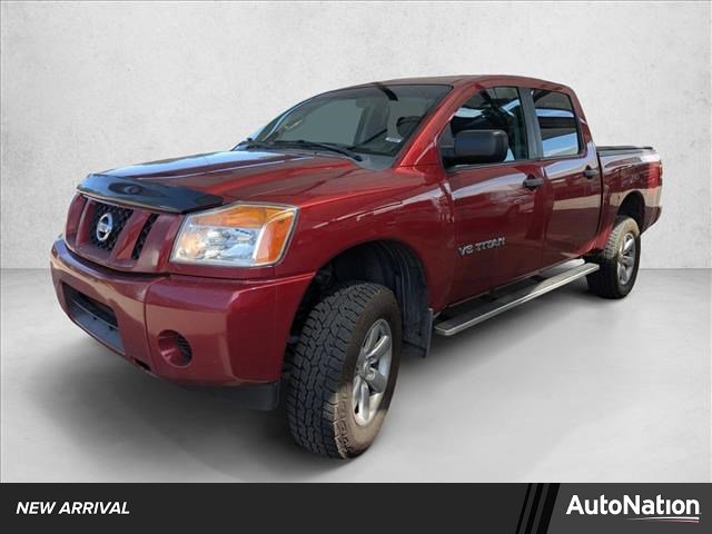 Used 2015 Nissan Titan SV image 1