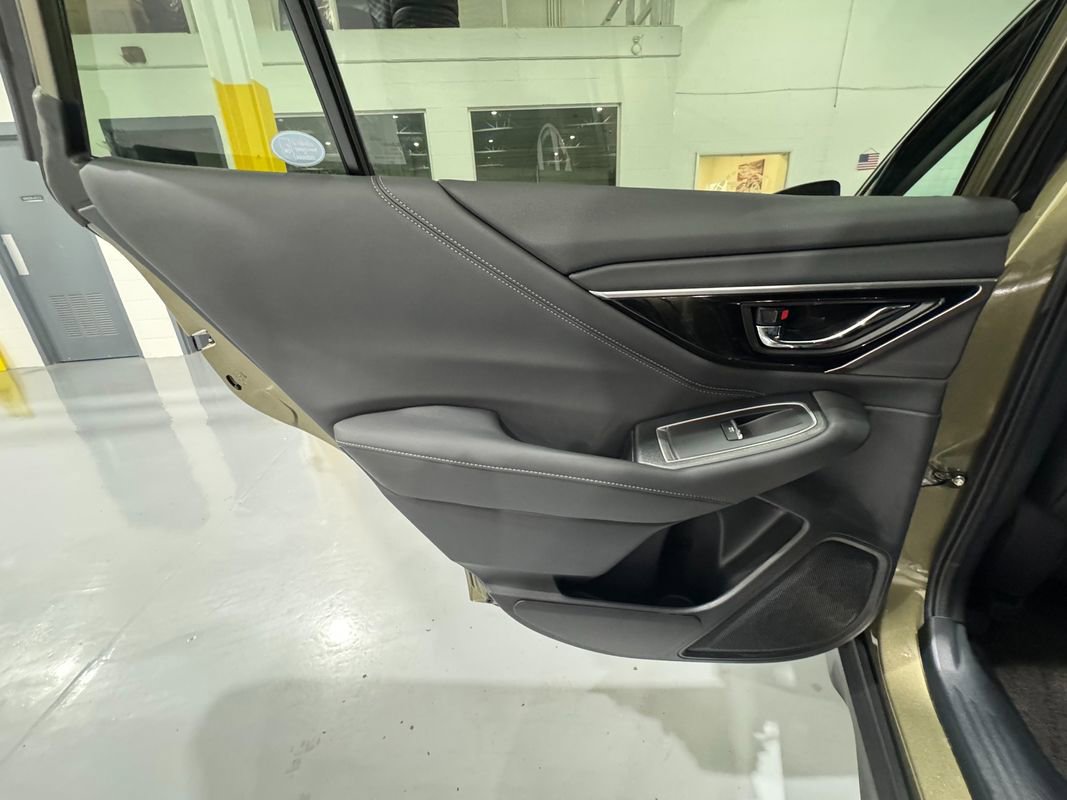 Used 2021 Subaru Outback Limited image 38