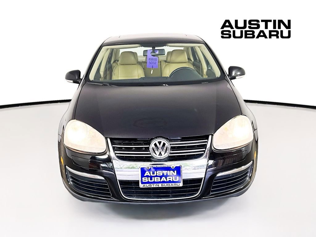 Used 2008 Volkswagen Jetta SEL image 2