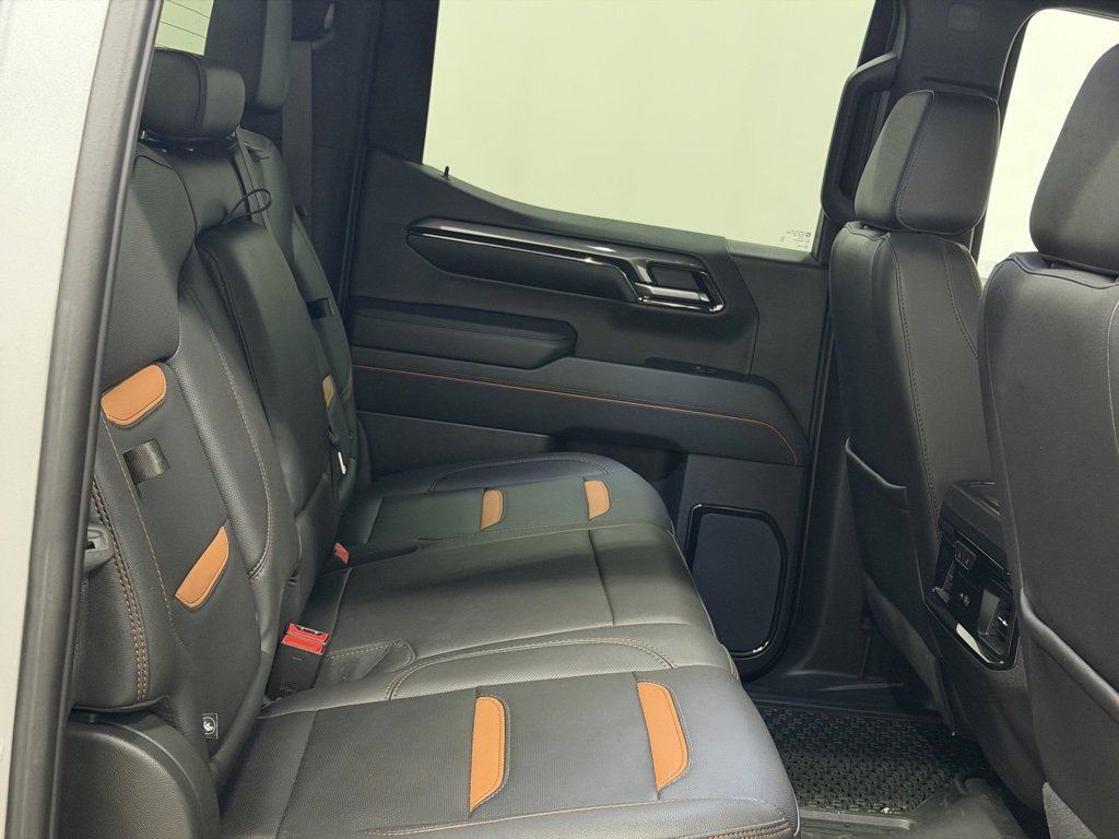 Certified 2023 GMC Sierra 1500 AT4 w/ AT4 Premium Package image 17