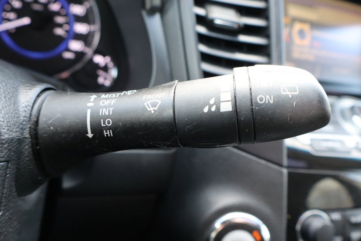 Used 2017 INFINITI QX70 AWD image 33