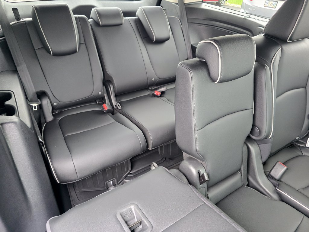 New 2027 Honda Odyssey Touring image 13
