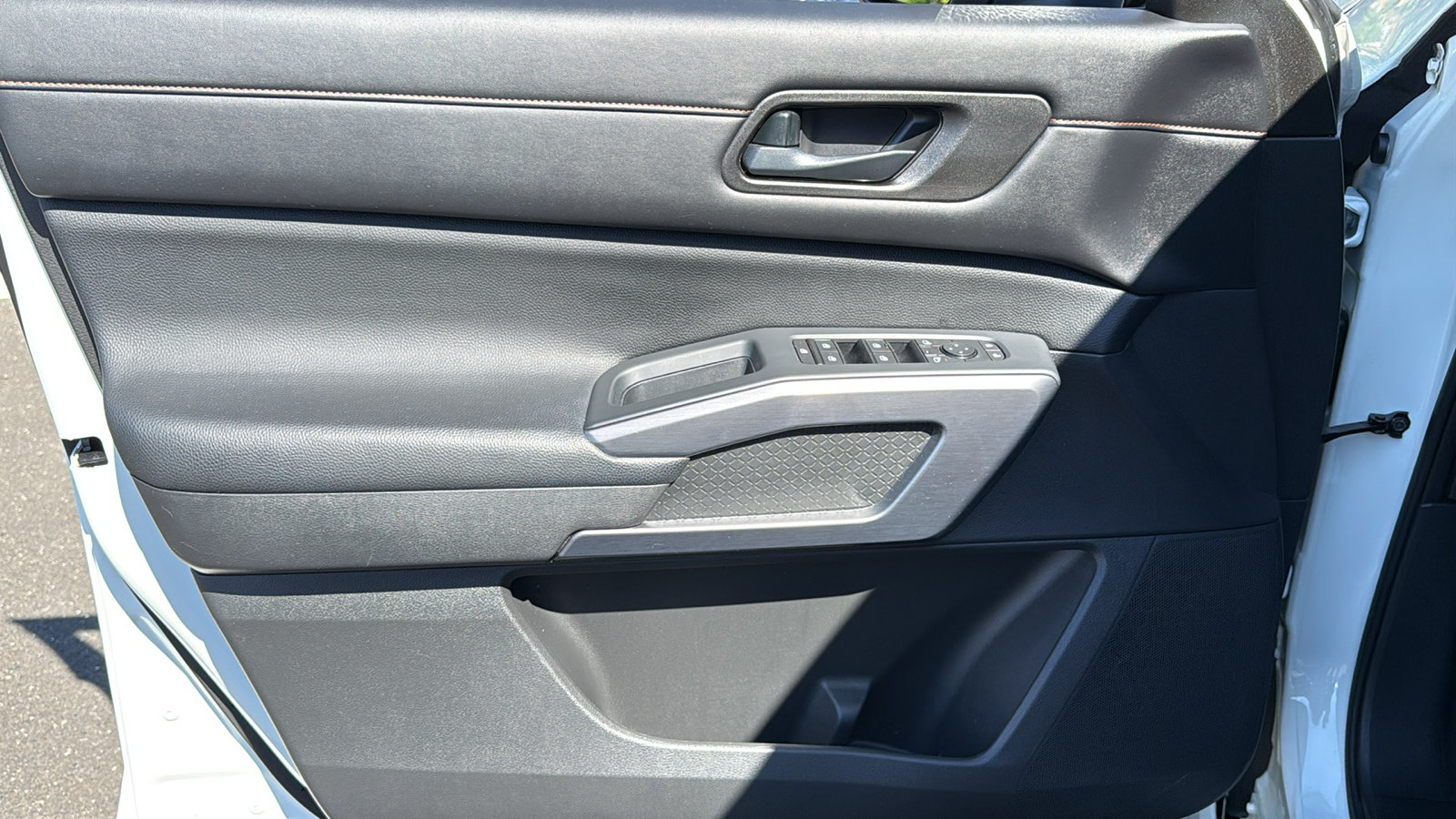 Certified 2023 Nissan Pathfinder Rock Creek AWD/4WD image 6