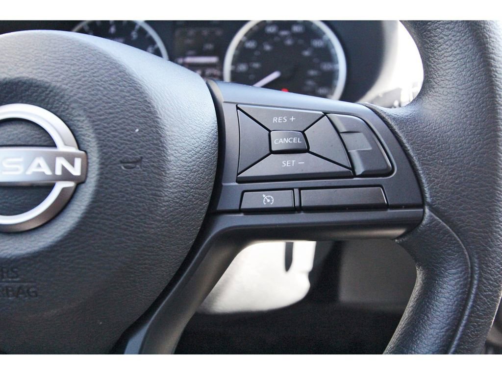 Used 2025 Nissan Kicks Play S FWD image 14