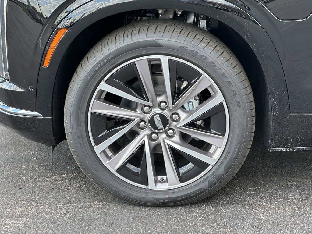 New 2026 Cadillac Vistiq Sport image 5