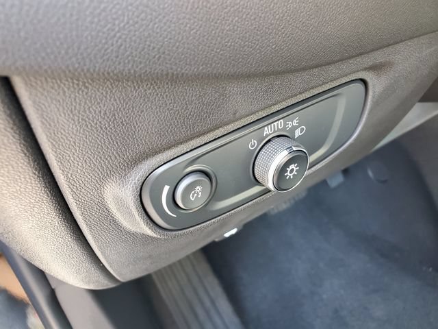 Certified 2024 Chevrolet Equinox LT FWD image 24