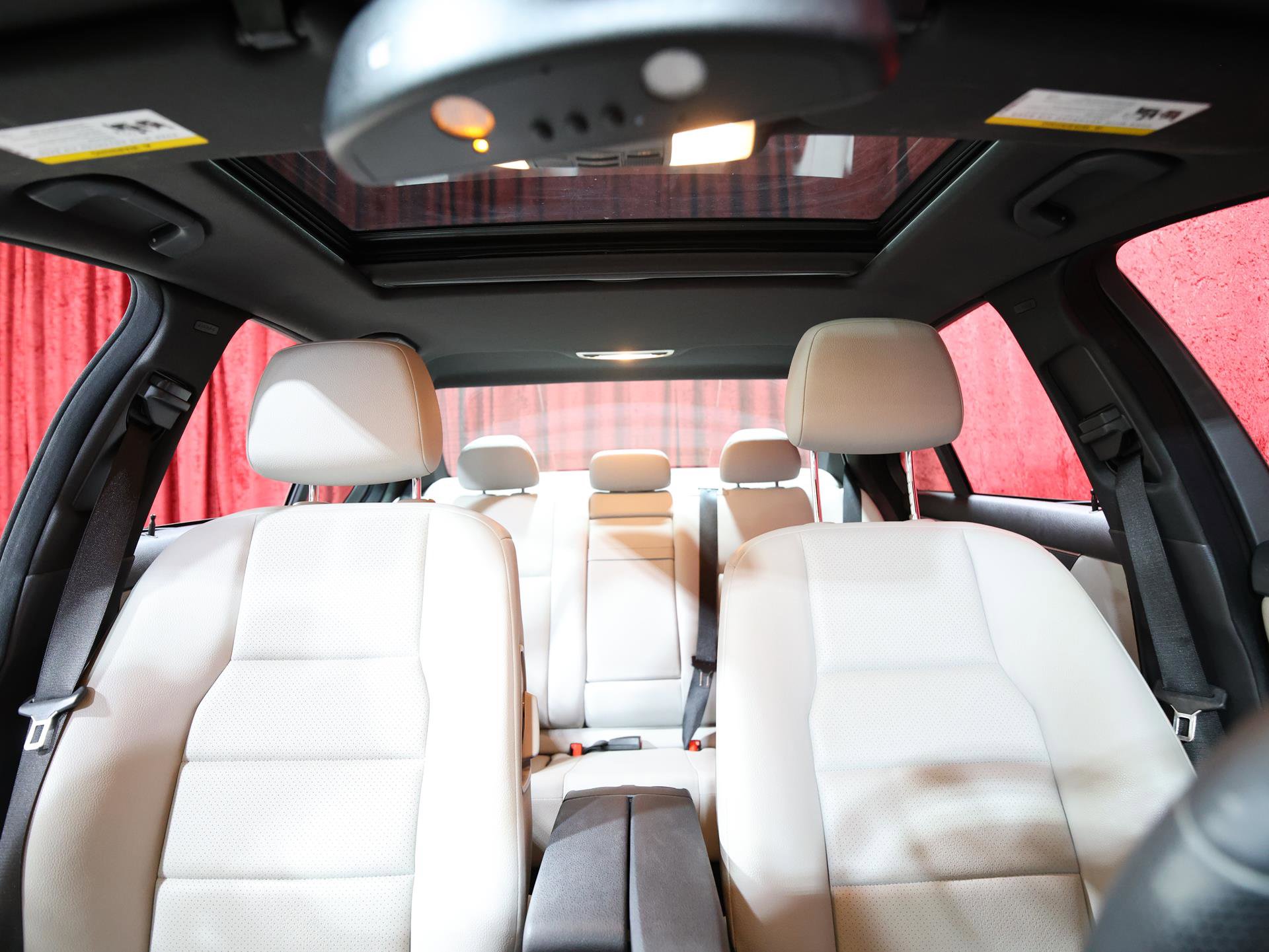 Used 2014 Mercedes-Benz C 250 Sedan image 23