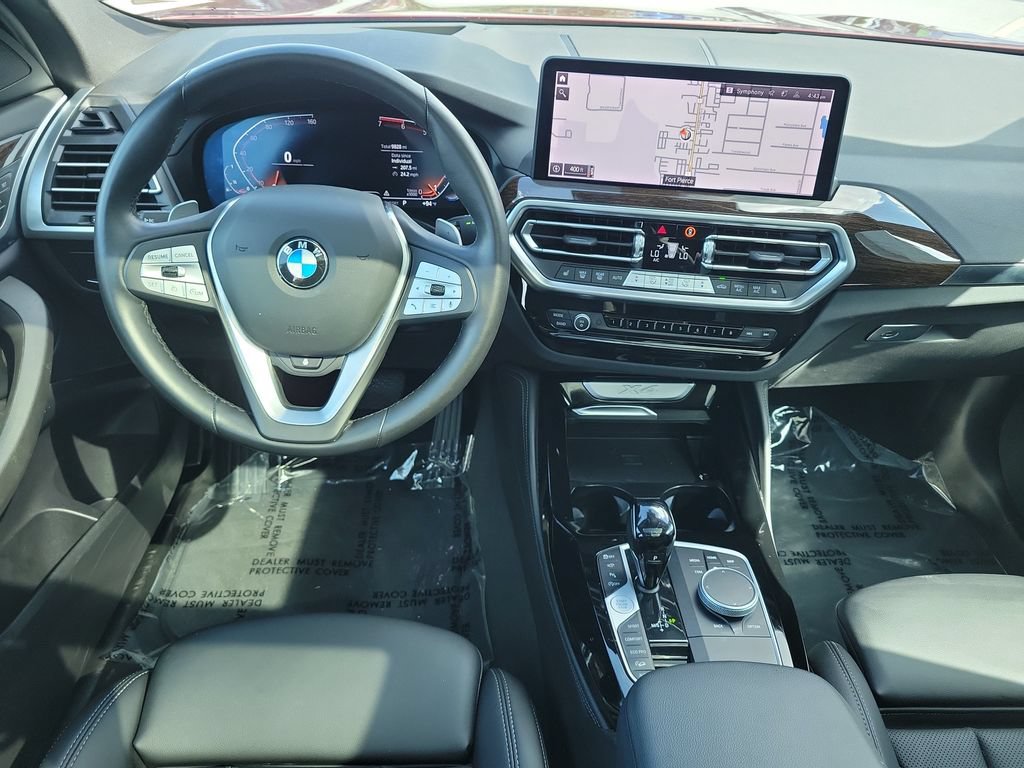 Used 2025 BMW X4 xDrive30i AWD/4WD image 18
