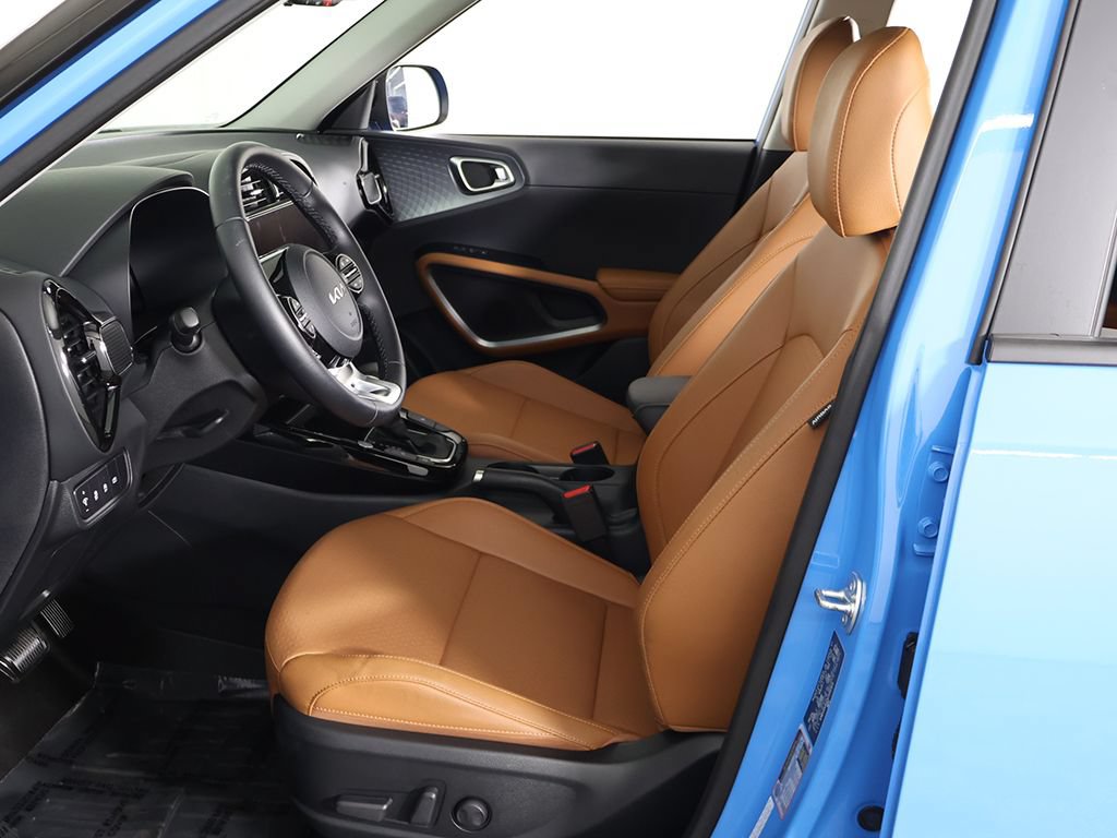 Used 2025 Kia Soul EX FWD image 31