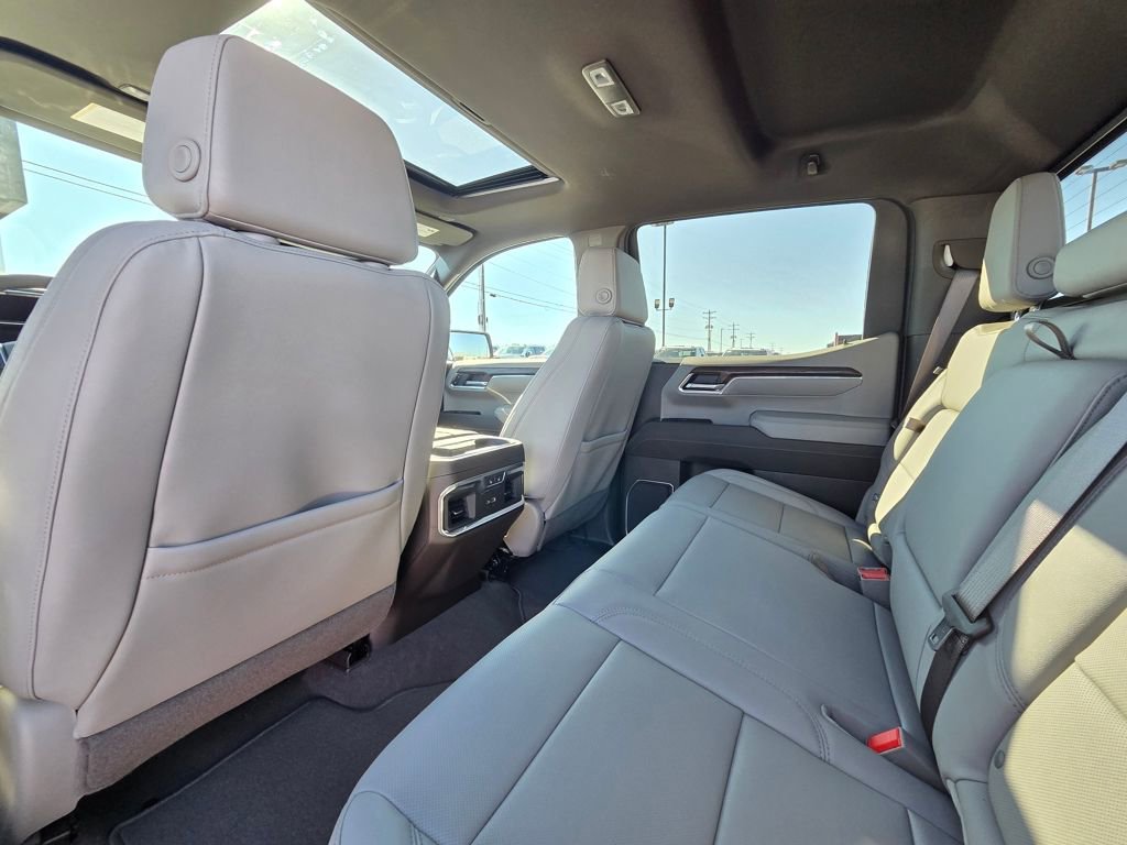 New 2026 GMC Sierra 1500 SLT w/ SLT Premium Package image 28