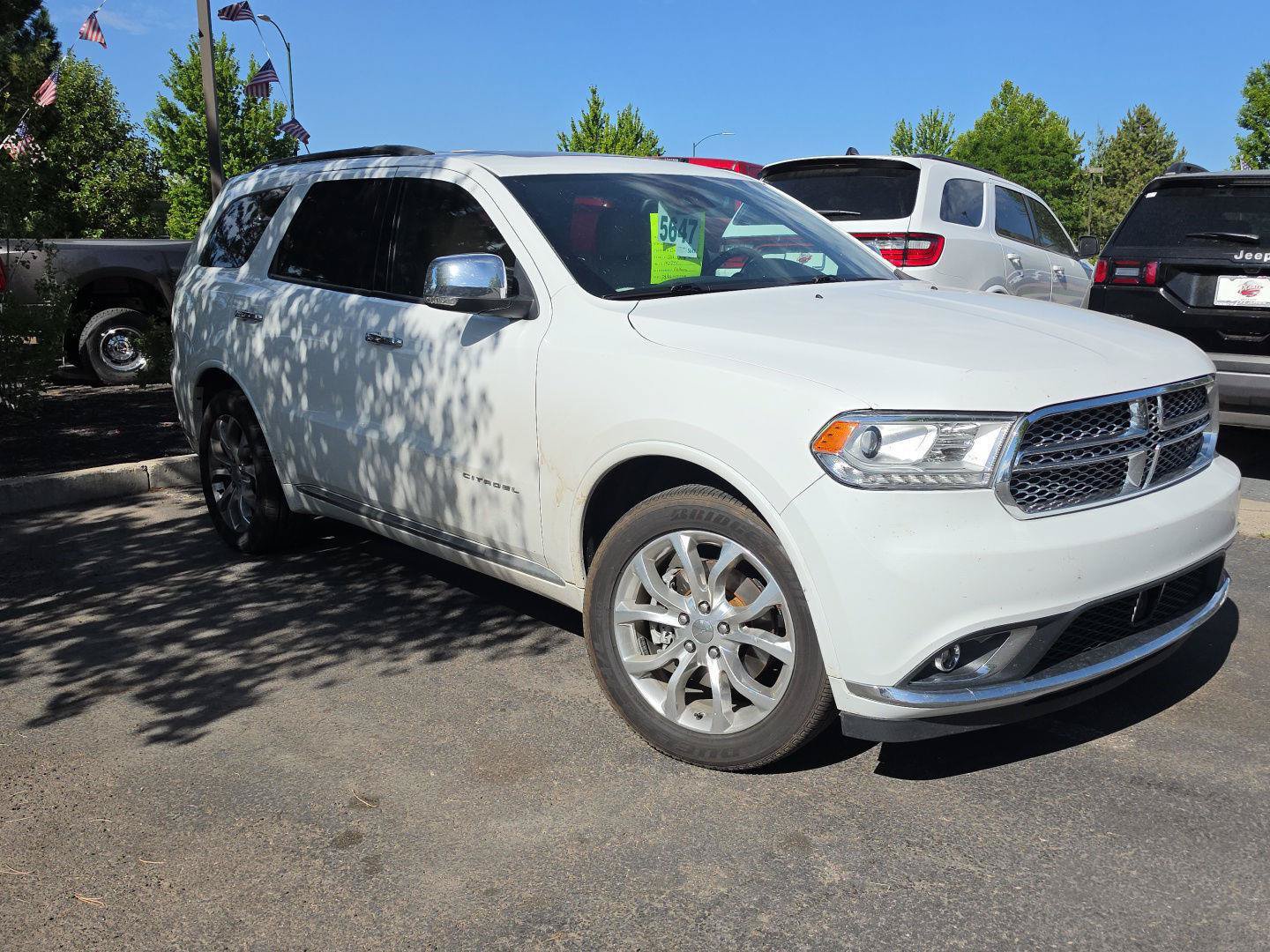 Used 2016 Dodge Durango Citadel w/ Premium Entertainment Group AWD/4WD image 2