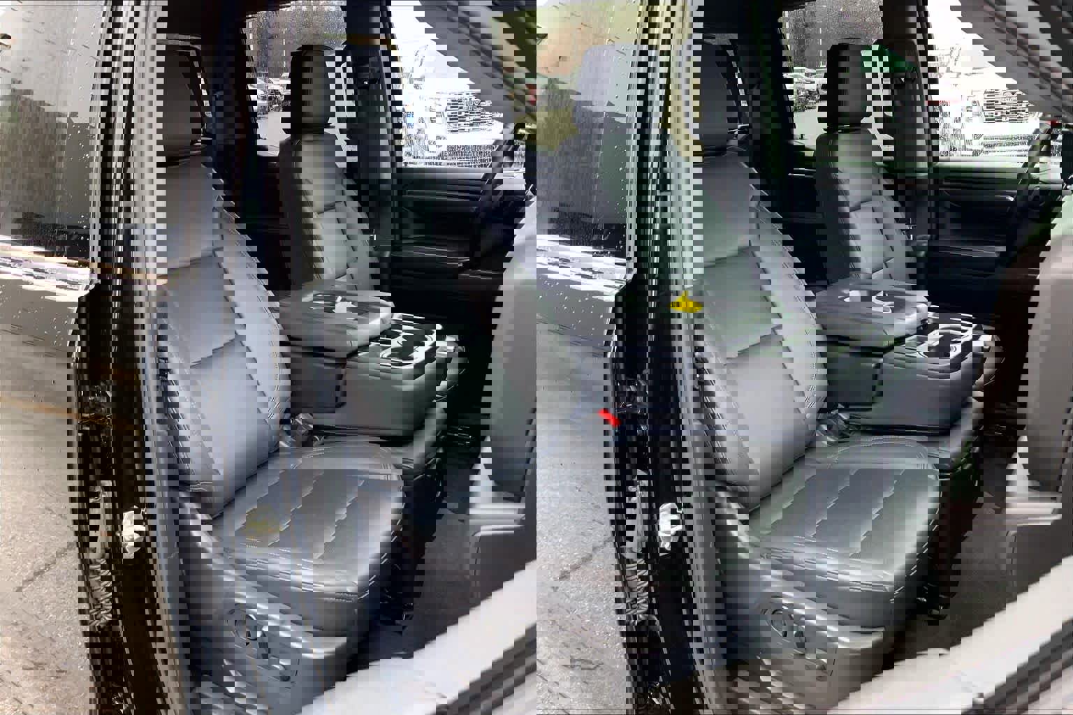 Used 2025 GMC Sierra 1500 SLT image 8