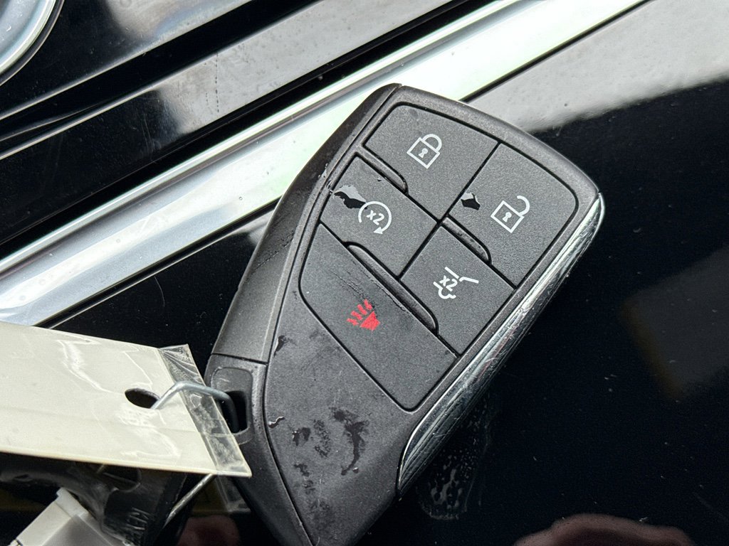 Used 2024 Chevrolet Traverse RS w/ LPO, Floor Liner Package image 39