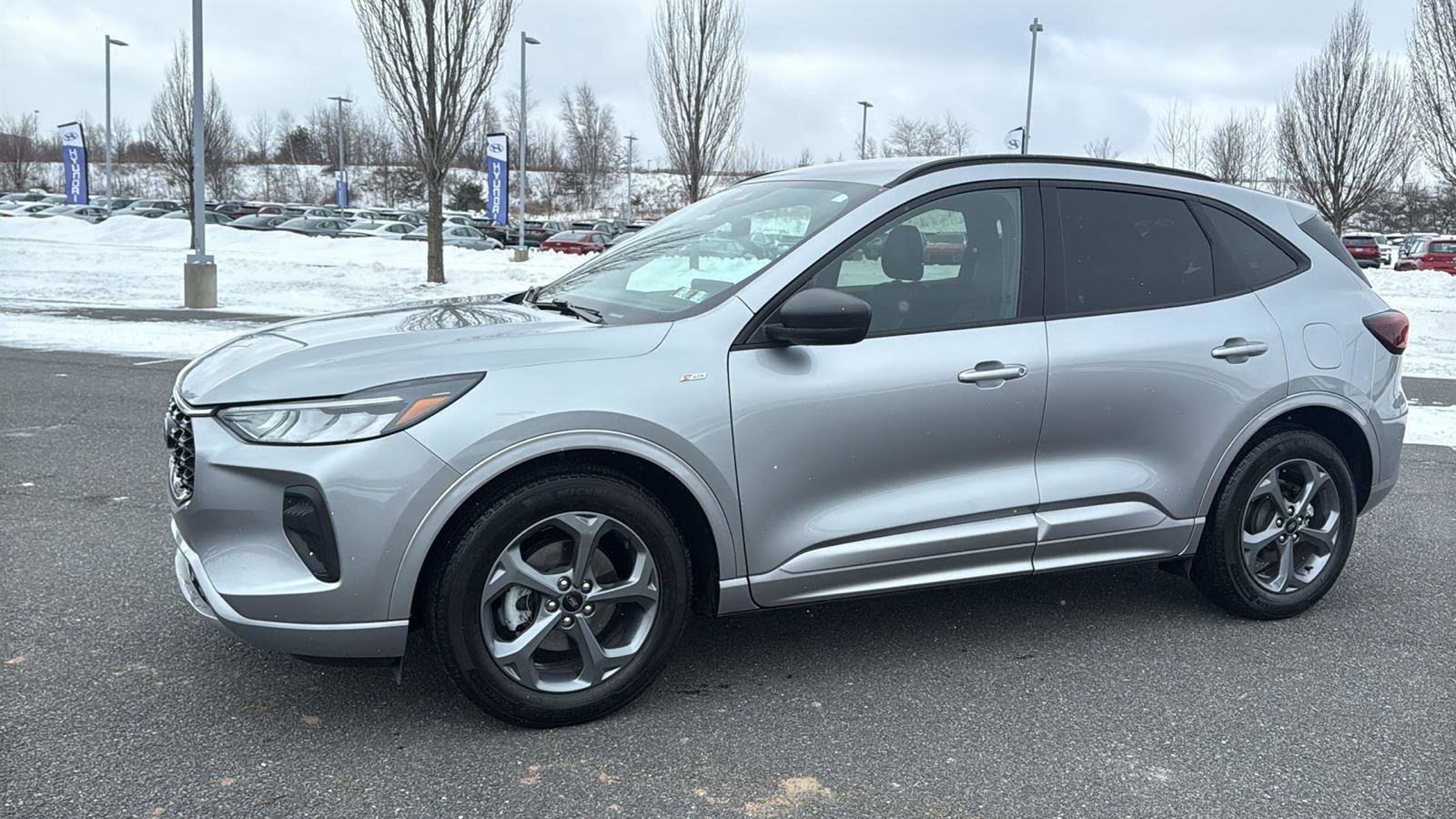 Used 2023 Ford Escape ST-Line w/ Tech Pack #1 image 12