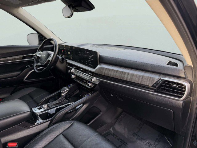 Used 2023 Kia Telluride EX image 47