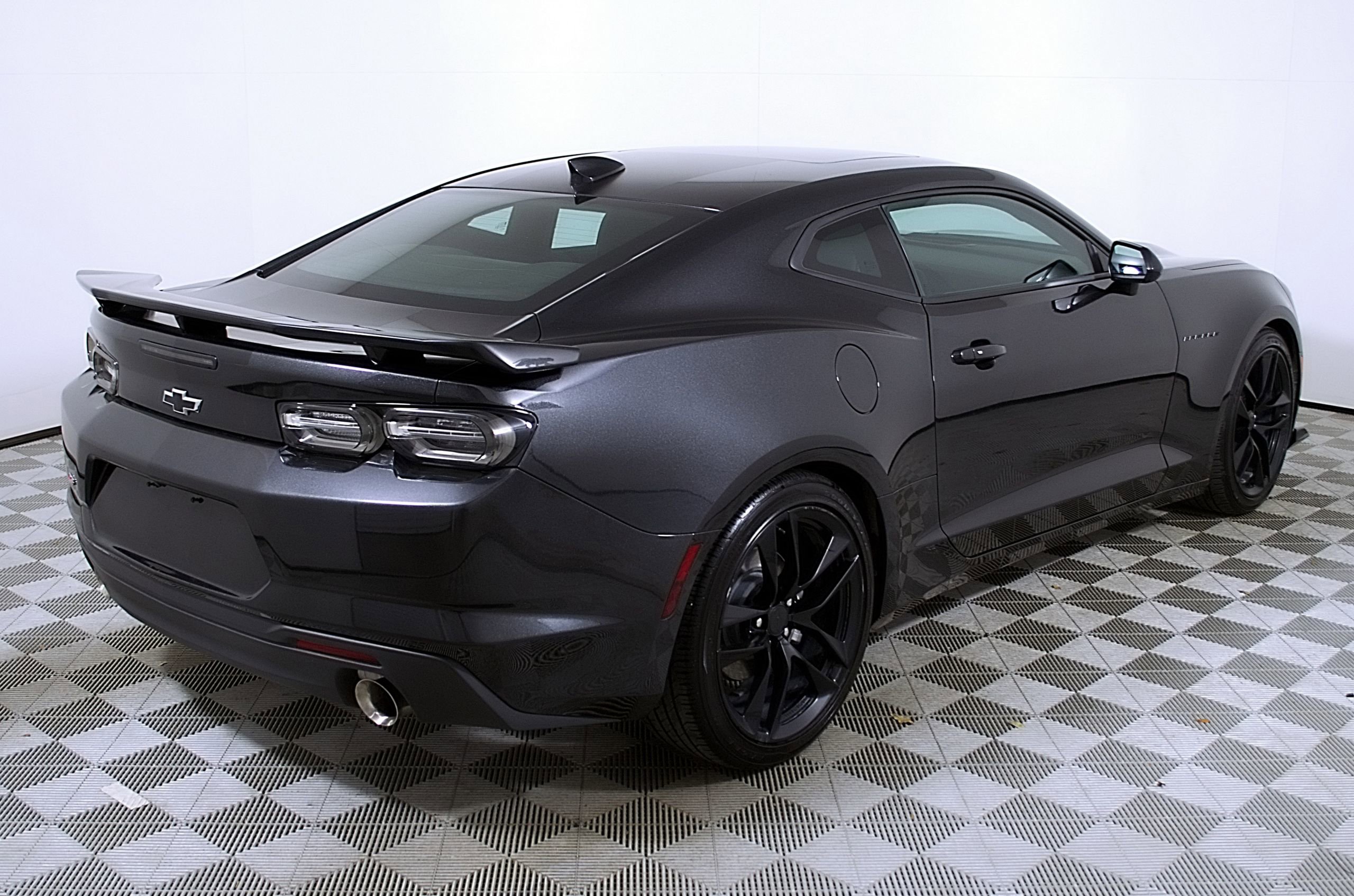 Used 2024 Chevrolet Camaro LT image 7