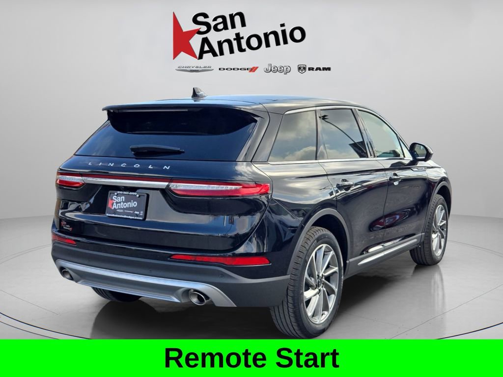 Used 2025 Lincoln Corsair FWD w/ Equipment Group 101A image 8