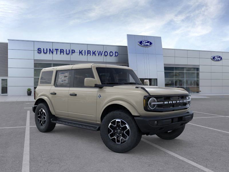 New 2026 Ford Bronco Outer Banks image 9