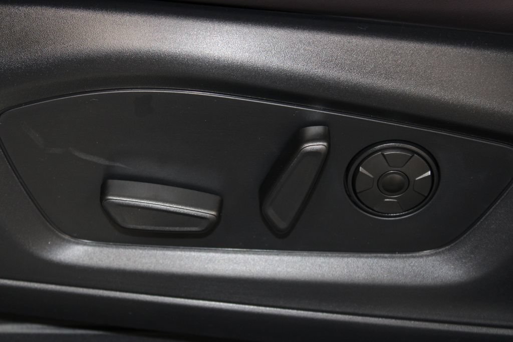 New 2026 Ford Explorer Platinum RWD image 21