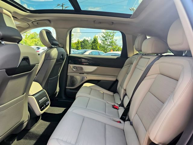 Used 2025 Lincoln Nautilus Reserve AWD/4WD image 24