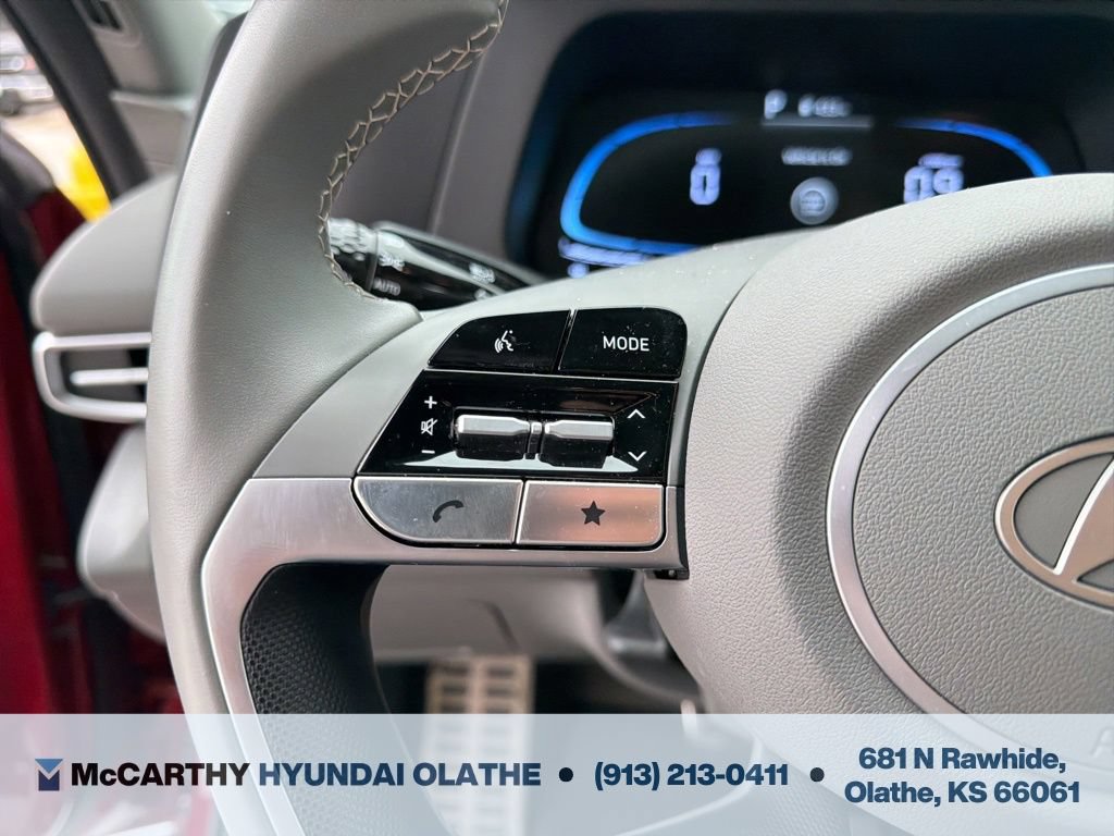 Used 2025 Hyundai Elantra Sport FWD image 20