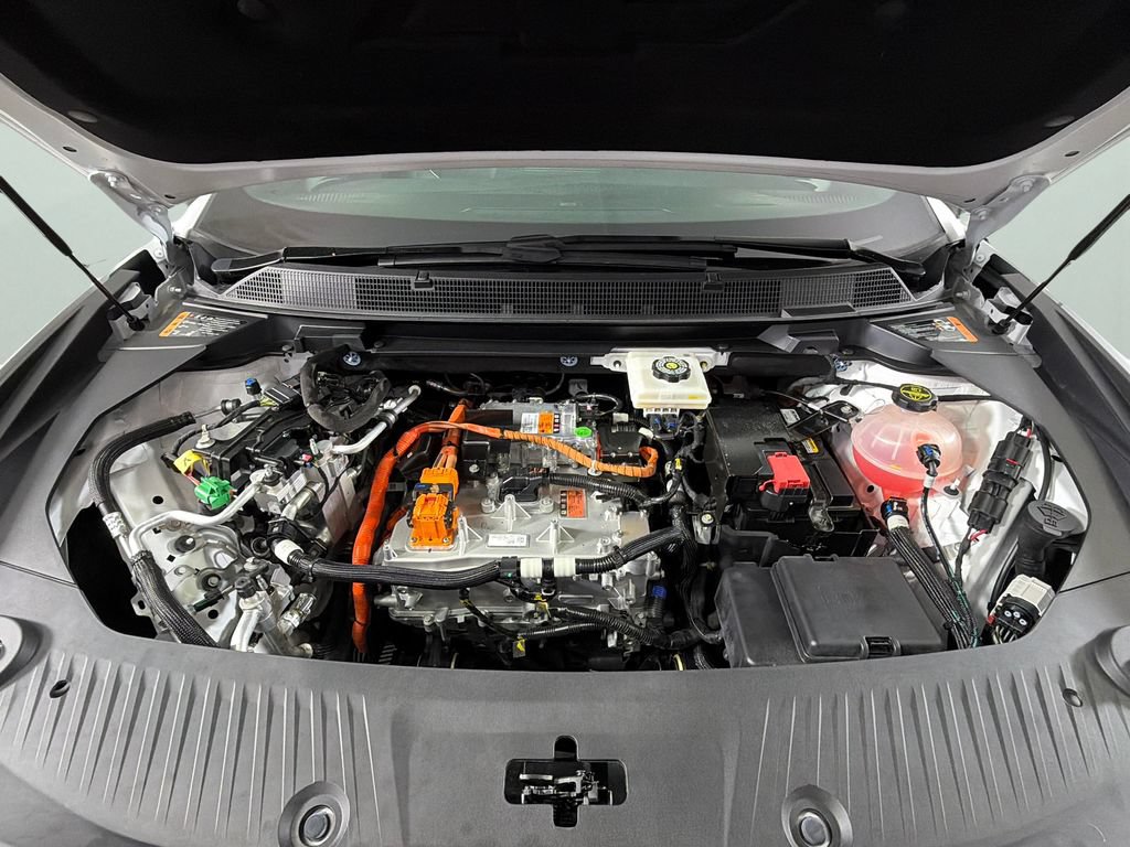 Certified 2024 Chevrolet Equinox EV LT FWD image 37