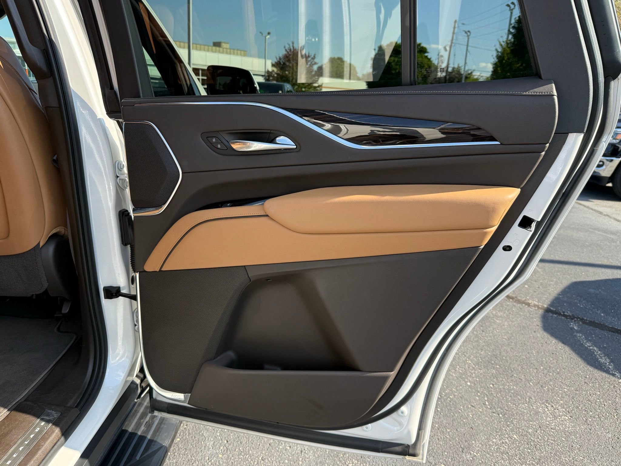 Used 2021 Cadillac Escalade Sport image 17