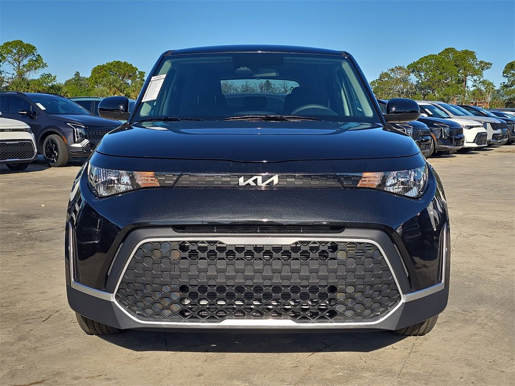 New 2025 Kia Soul LX image 3