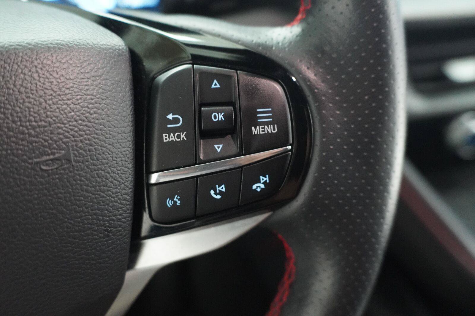 Used 2025 Ford Explorer ST-Line w/ Premium Package RWD image 10