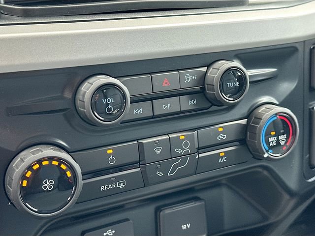 New 2025 Ford F450 XL w/ XL Chrome Package image 9