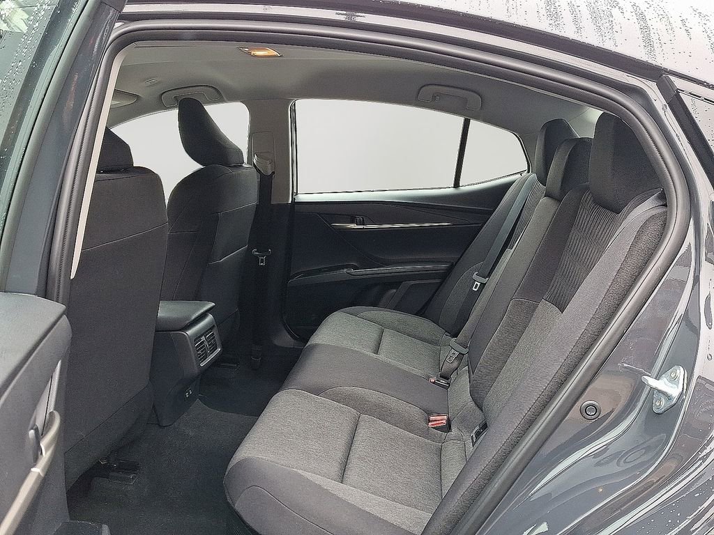 Used 2025 Toyota Camry LE FWD image 8