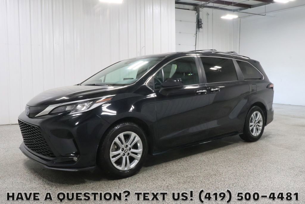 Used 2022 Toyota Sienna XSE