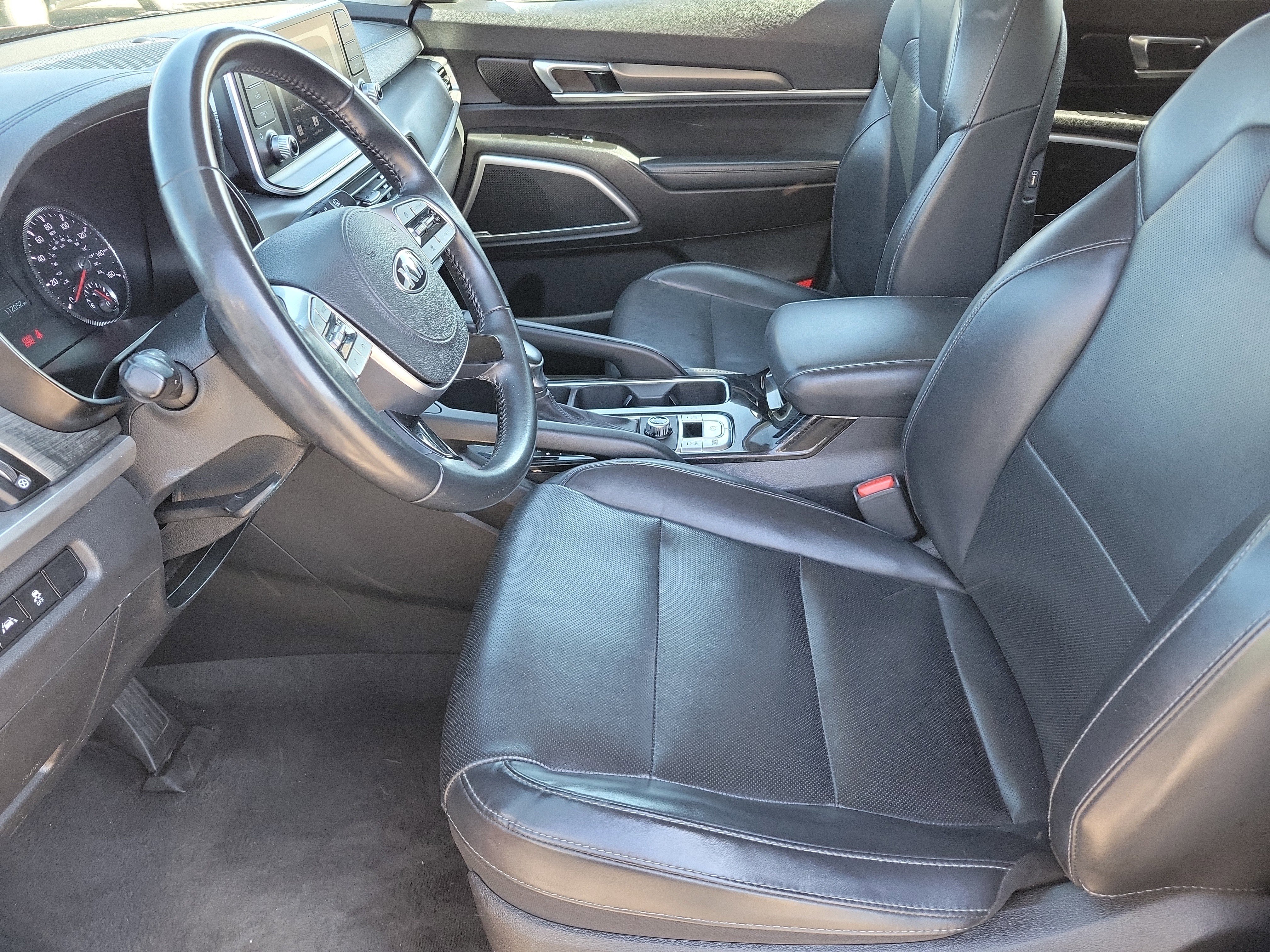 Used 2020 Kia Telluride S w/ S 8 Passenger Seating Package image 3