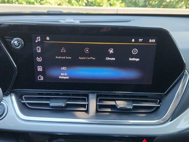 New 2026 Chevrolet Trax LT w/ Sunroof Package FWD image 27