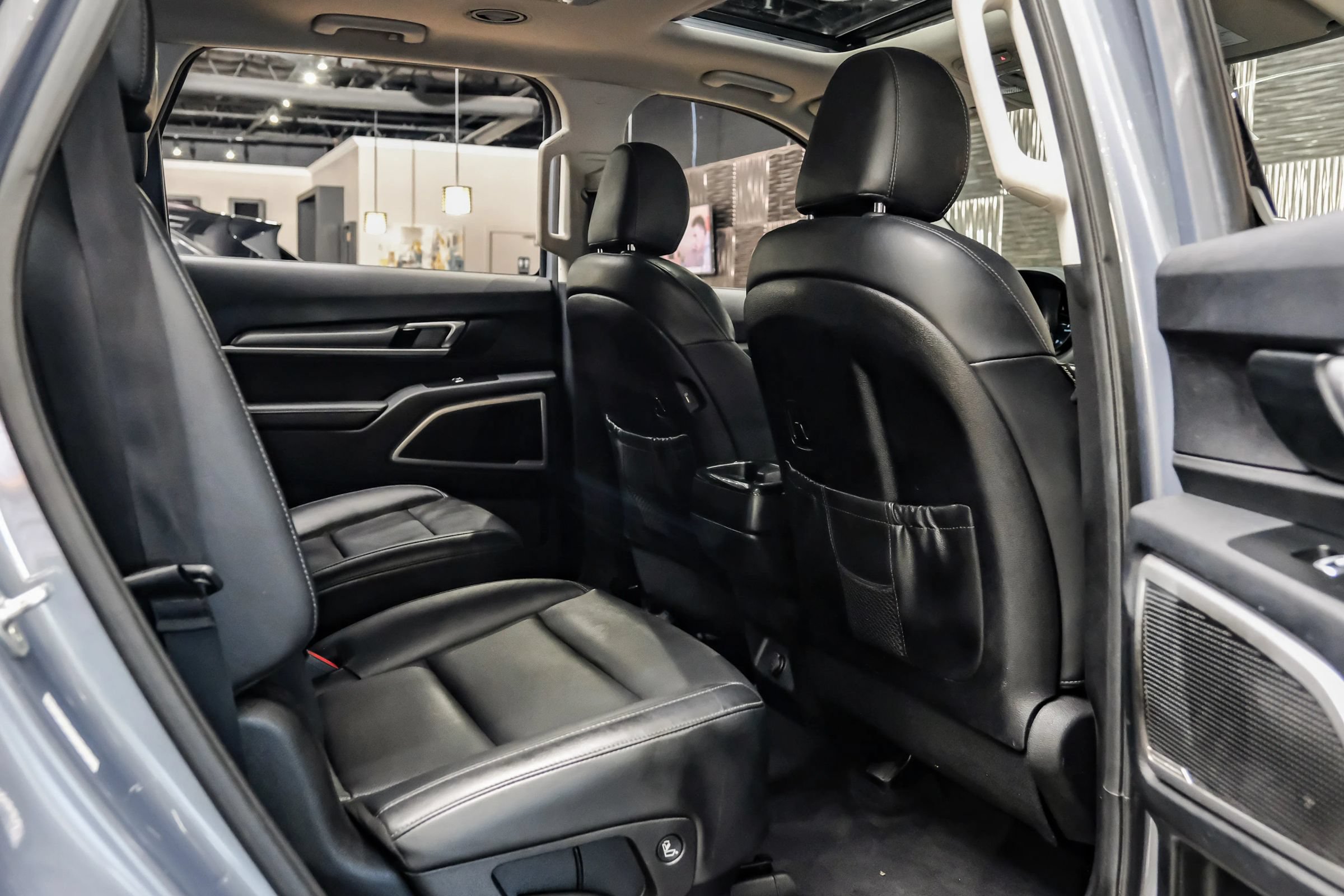 Used 2021 Kia Telluride S AWD/4WD image 40