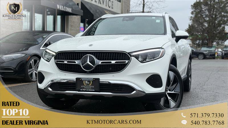 Used 2024 Mercedes-Benz GLC 300 4MATIC image 1