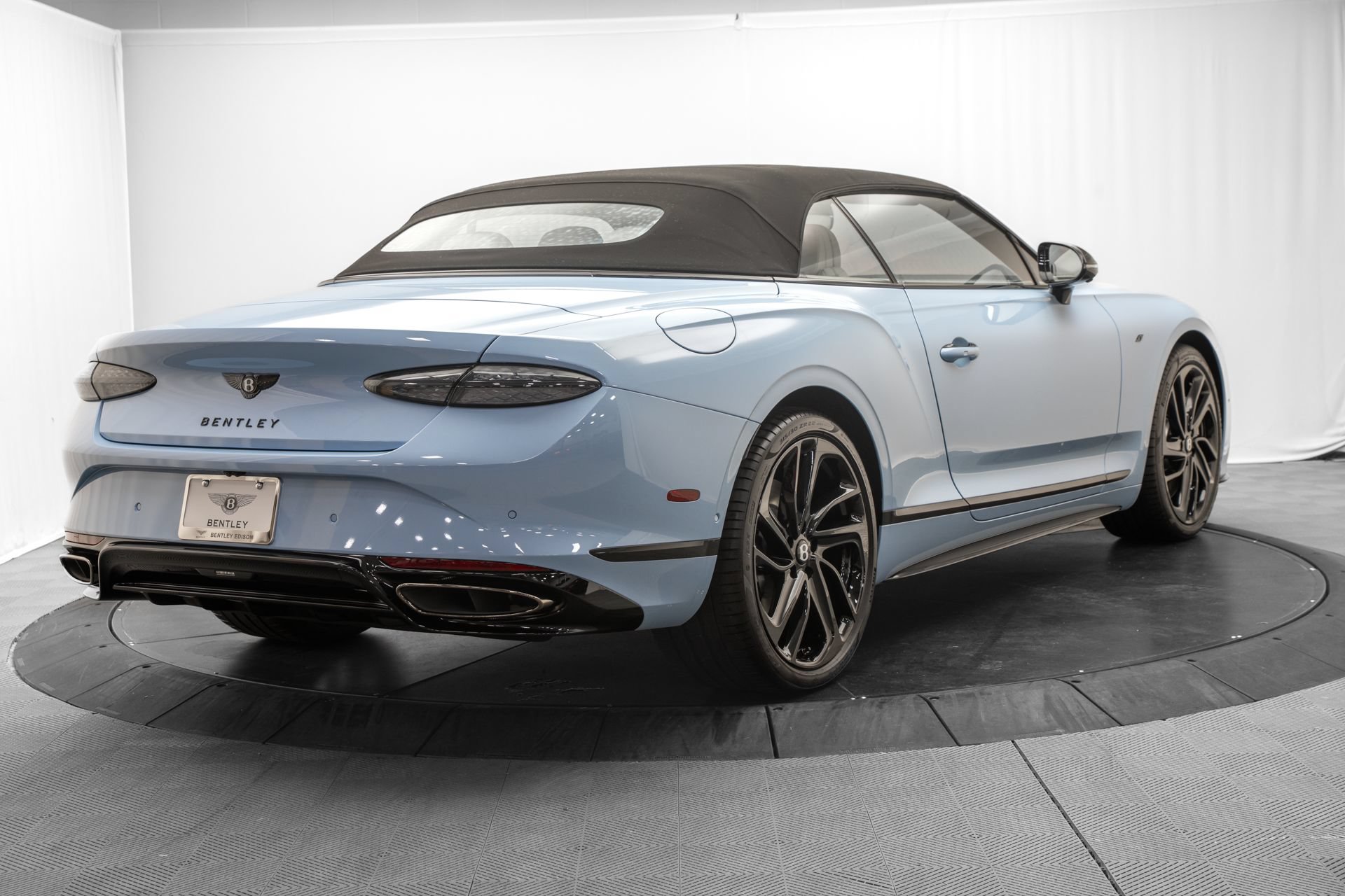 New 2026 Bentley Continental GT AWD/4WD image 15