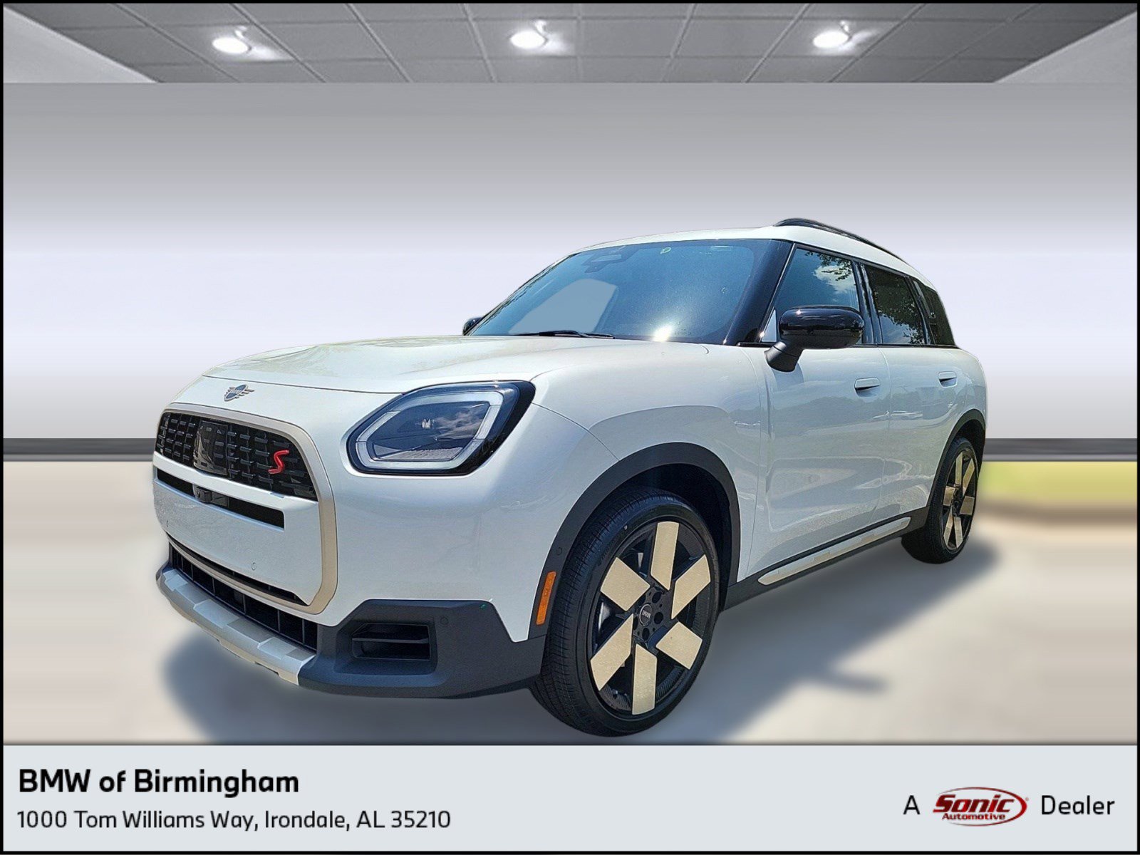 Used 2025 MINI Cooper Countryman S w/ Comfort Package Max image 1