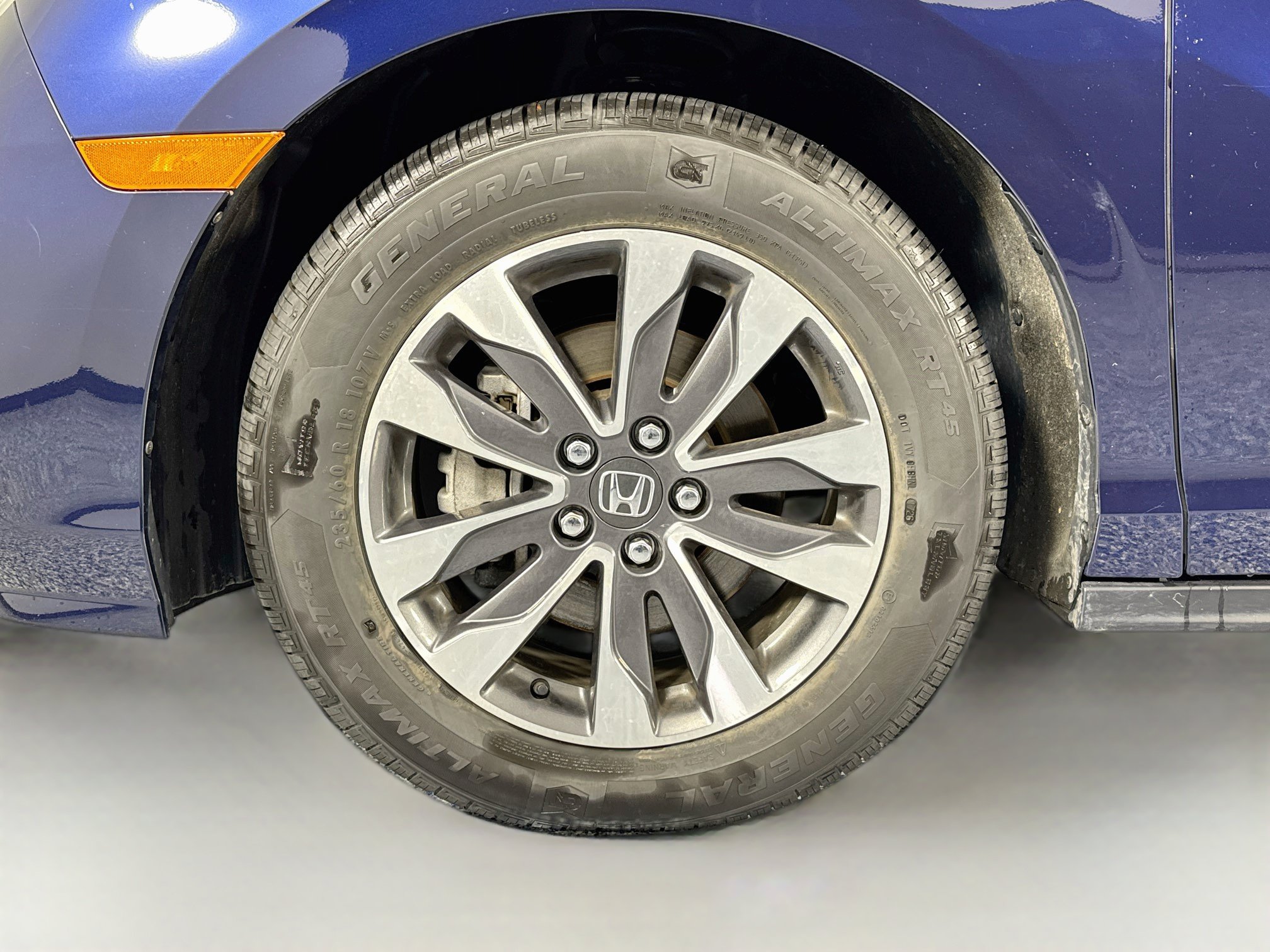 Certified 2023 Honda Odyssey EX-L image 32