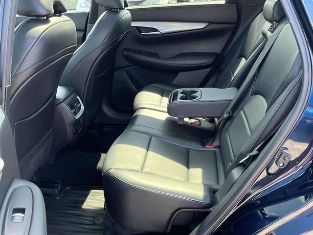 Used 2020 INFINITI QX50 Luxe w/ Navigation Package FWD image 16
