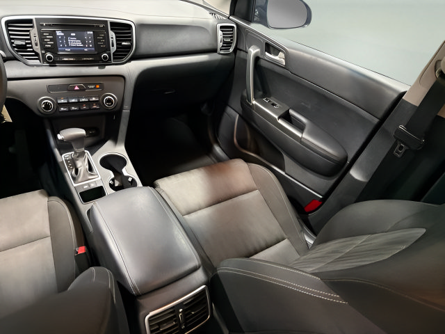 Used 2019 Kia Sportage LX FWD image 25
