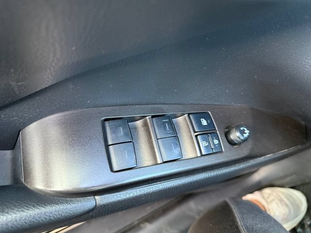 Used 2022 Toyota Camry SE FWD image 6